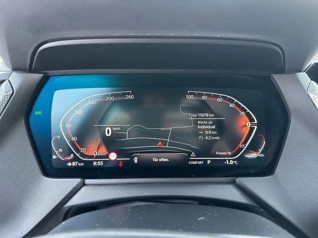 BMW 118 118i Sedan Sport Line