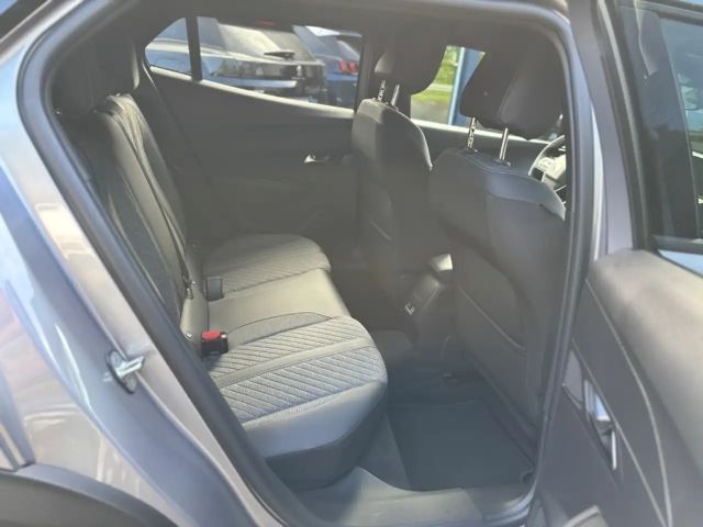 Peugeot E-2008 Allure Pack