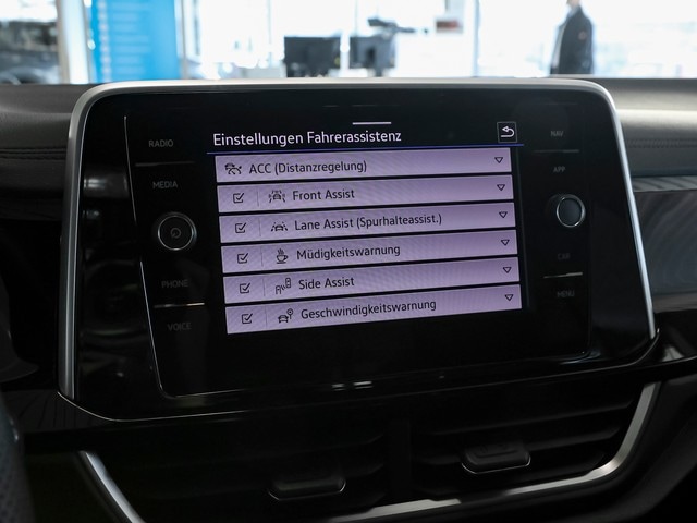 Volkswagen T-Roc Plus R-Line