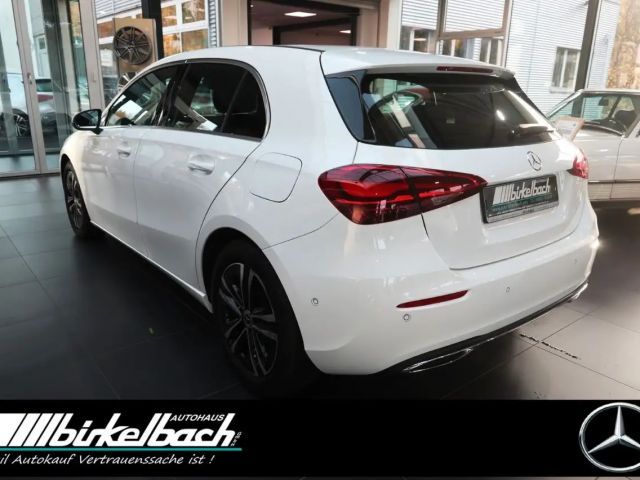 Mercedes-Benz A 200 Progressive