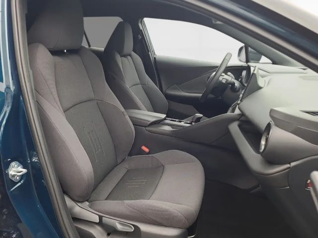 Toyota C-HR Hybride Team D