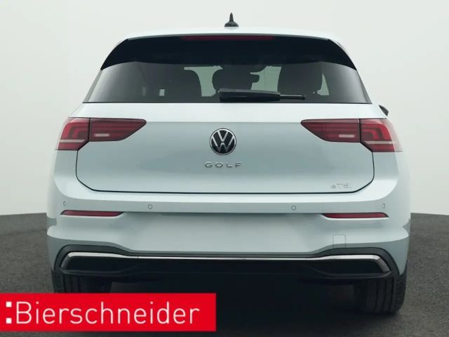 Volkswagen Golf 1.5 eTSI DSG