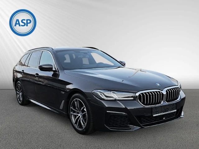 BMW 530 530e M-Sport Touring xDrive