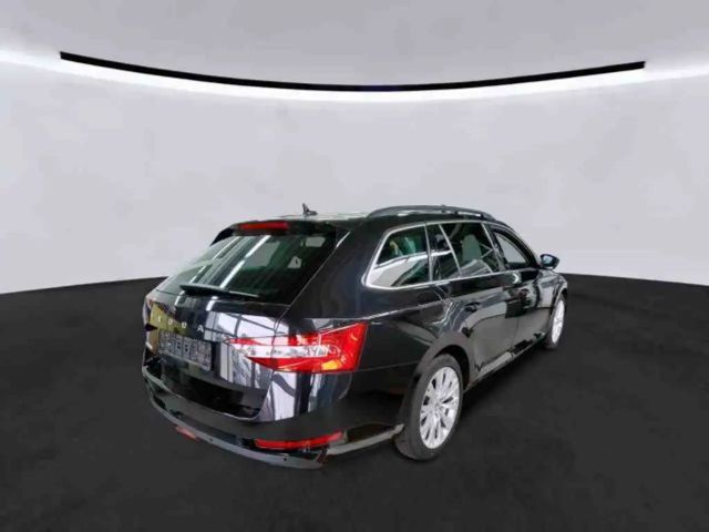Skoda Superb 2.0 TDI Ambition Combi