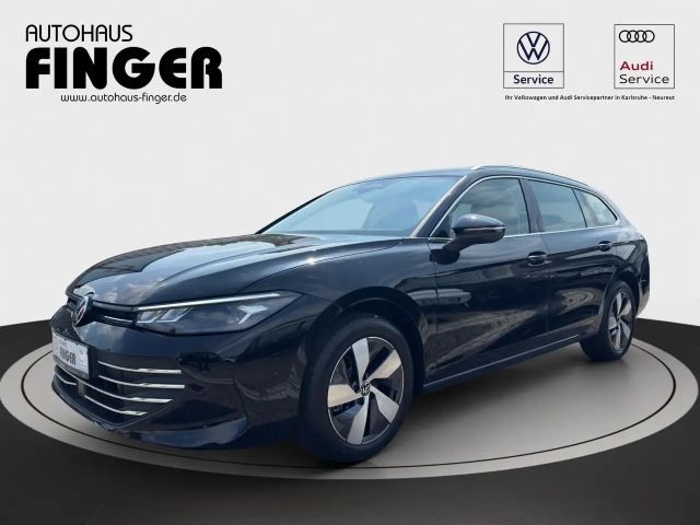 Volkswagen Passat 1.5 eTSI Business DSG Variant