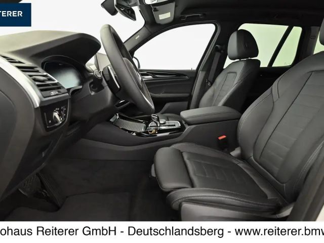 BMW X3 xDrive30e