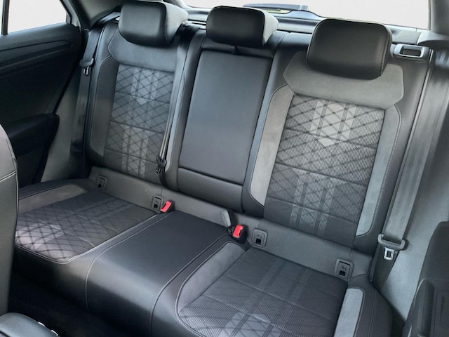 Volkswagen T-Roc 1.5 TSI DSG R-Line