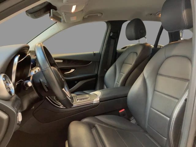 Mercedes-Benz GLC 300 4MATIC GLC 300 e