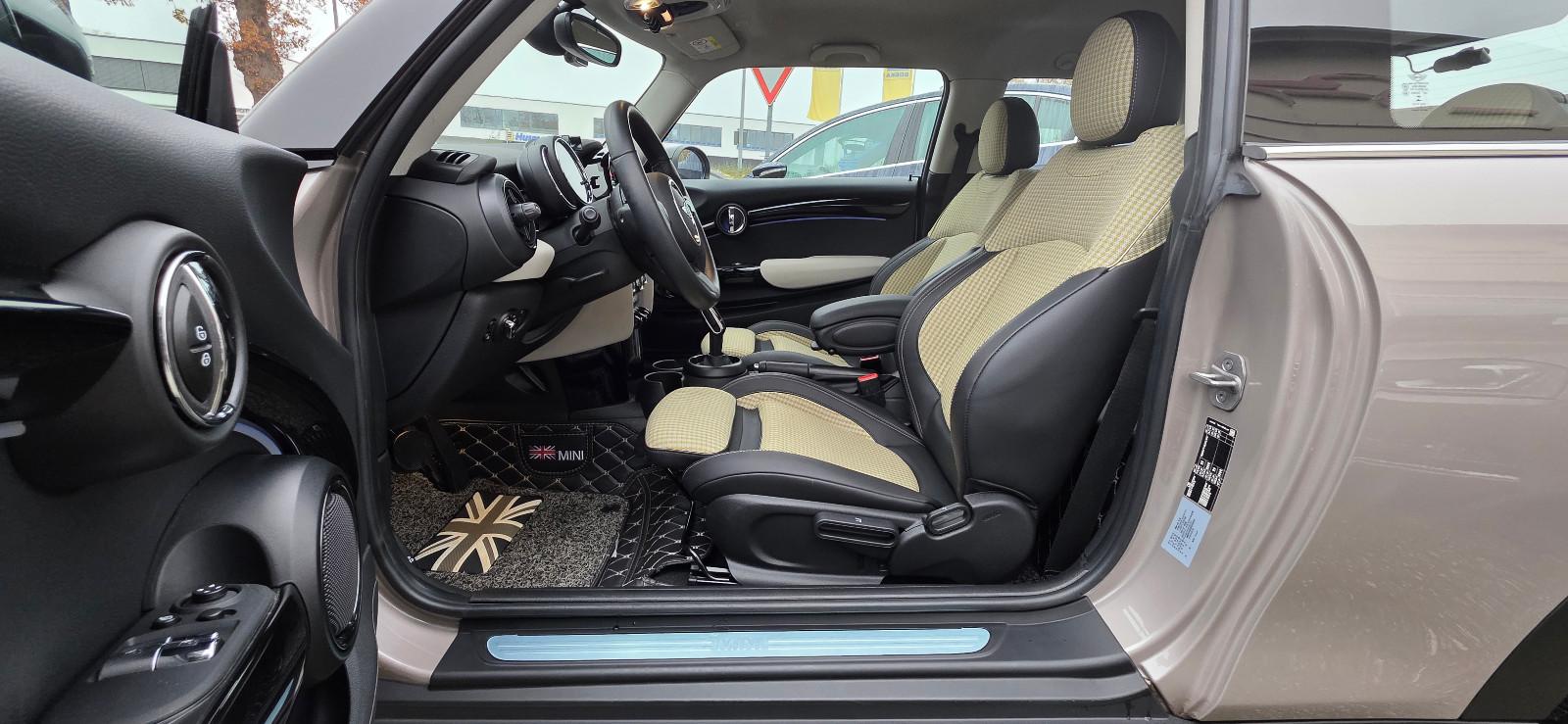 MINI Cooper Resolute Edition 1-Hand LED 2.J-Garantie