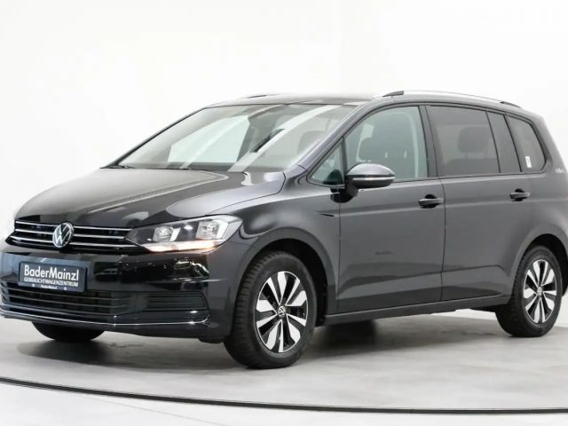 Volkswagen Touran 1.5 TSI DSG
