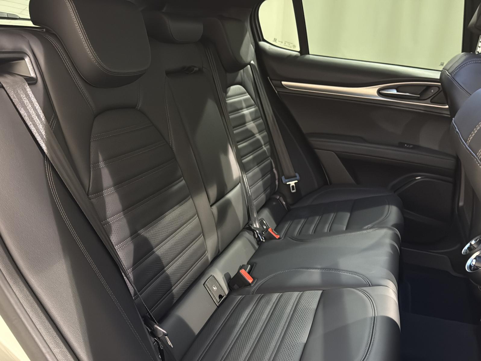 Alfa Romeo Stelvio Q4 Veloce