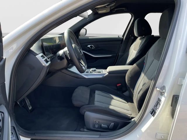 BMW 320 320i M-Sport Touring