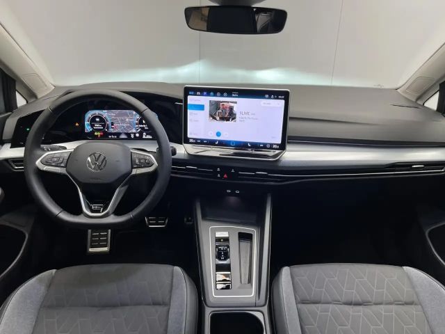 Volkswagen Golf 2.0 TDI DSG Golf VIII