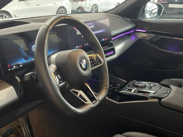 BMW 520 520i M-Sport Sedan