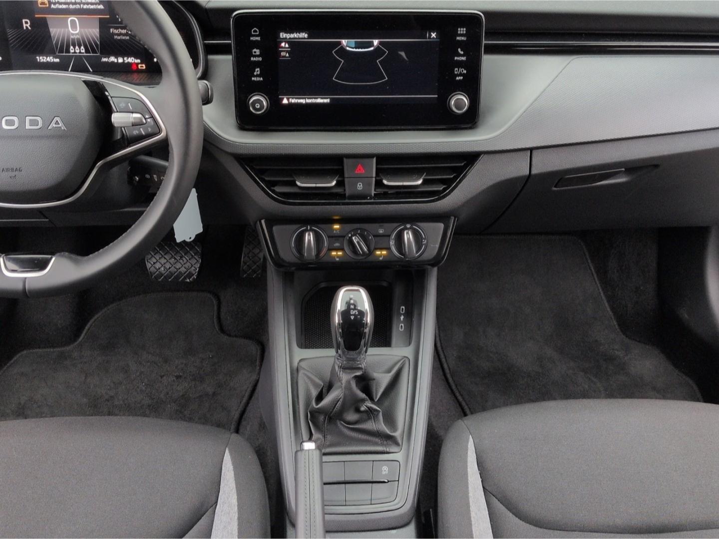 Skoda Scala Essence TSI*DSG LED SHZ Tempo digCockp PDC