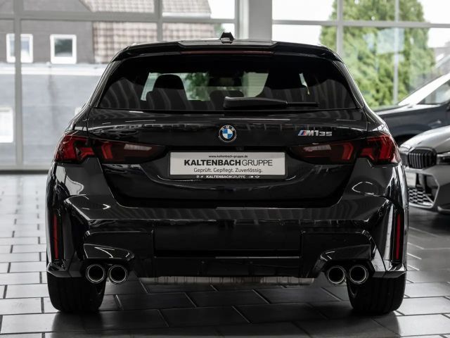 BMW 135 Sedan xDrive
