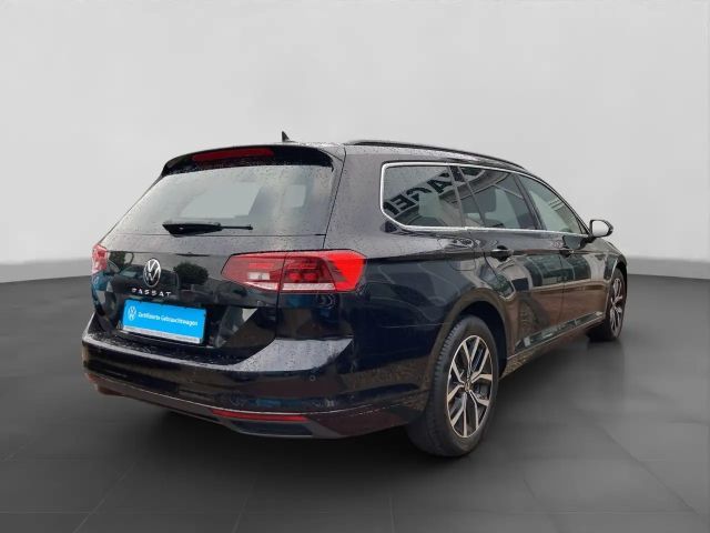 Volkswagen Passat 2.0 TDI Business DSG Variant