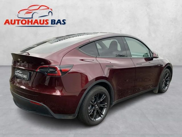 Tesla Model Y Long Range