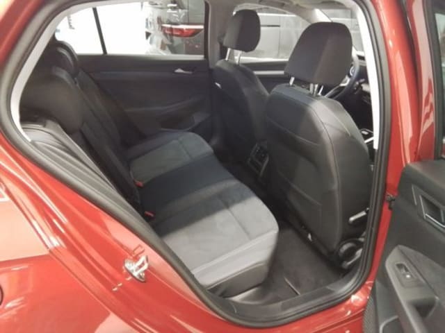 Volkswagen Golf 2.0 TDI DSG IQ.Drive