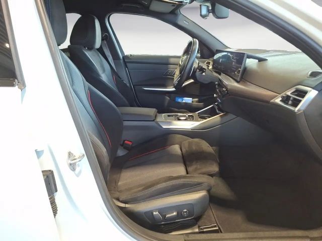 BMW 320 320d M-Sport Touring xDrive