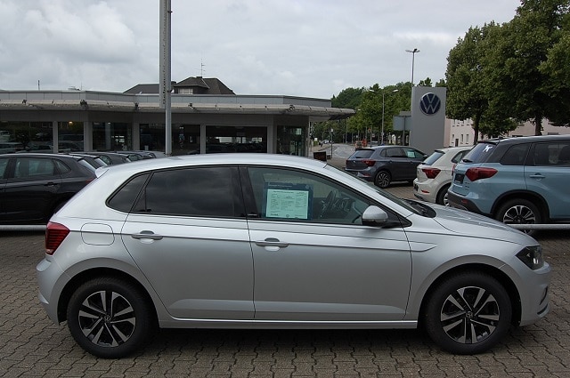 Volkswagen Polo Polo 1.0     CL   BT070 TSIM5F