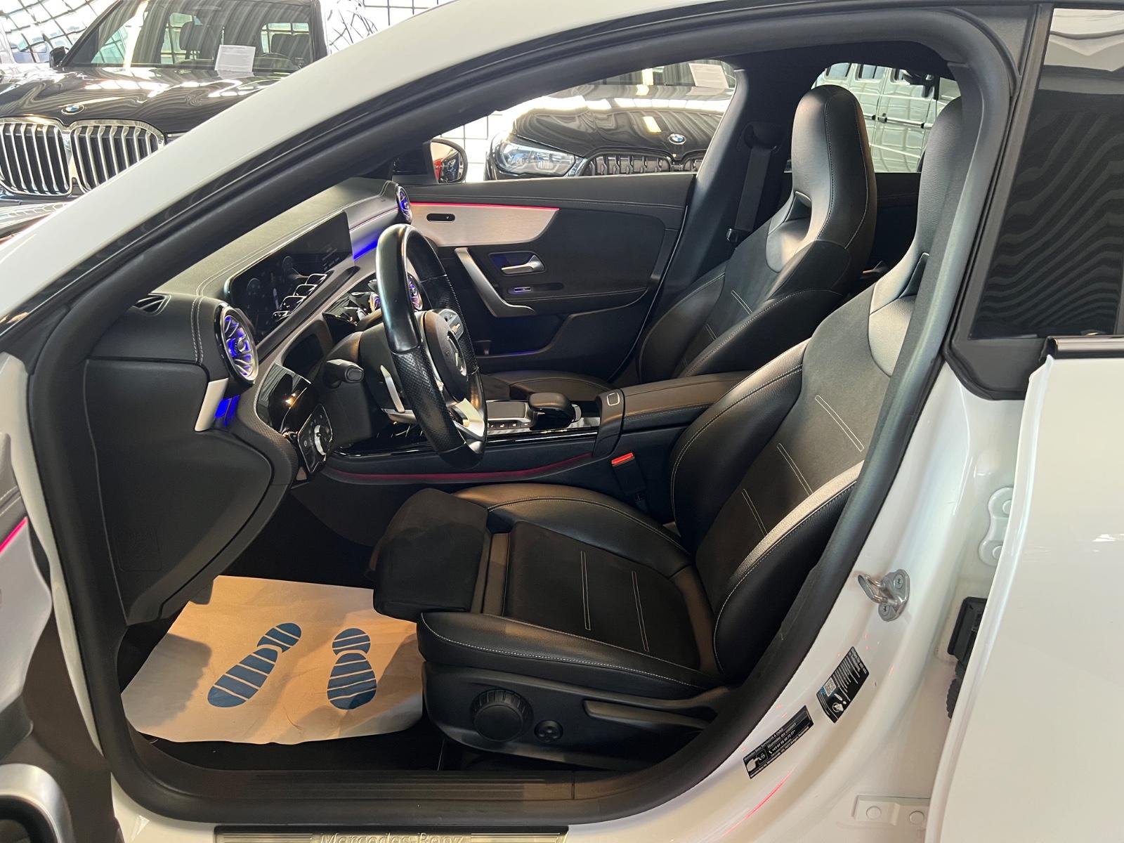 Mercedes-Benz CLA 200 AMG Line