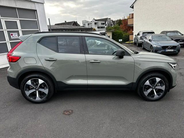Volvo XC40 Dark Plus