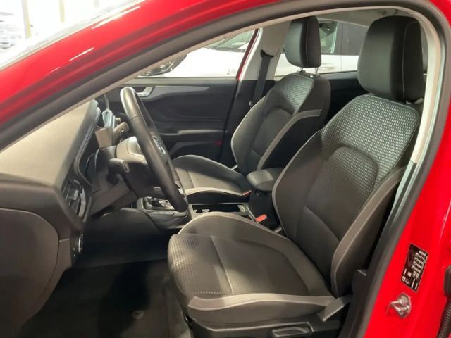 Ford Focus Cool & Connect