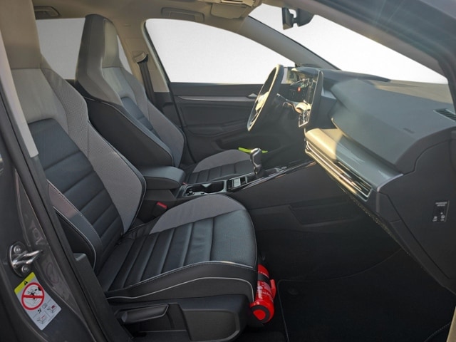 Volkswagen Golf 1.5 TSI Golf VIII IQ.Drive