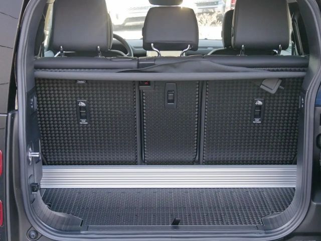 Land Rover Defender 90 S