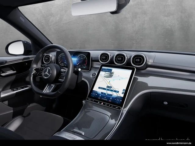 Mercedes-Benz C 220 AMG Line C 220 d Sedan