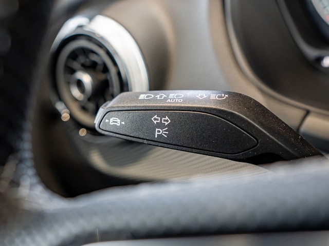 Audi Q2 35 TFSI S-Line S-Tronic