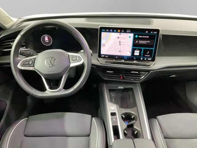 Volkswagen Passat 1.5 eTSI Business DSG