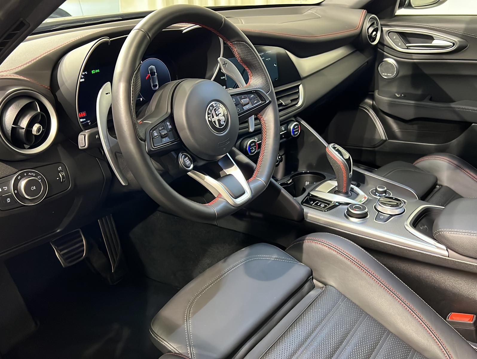 Alfa Romeo Giulia Q4