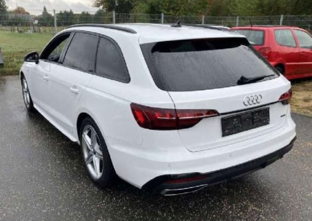 Audi A4 40 TDI Avant Quattro S-Line S-Tronic