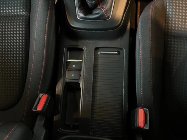 Ford Focus EcoBoost ST Line