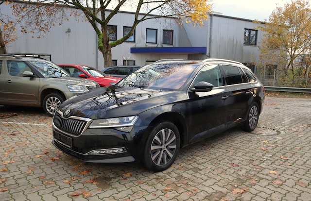 Skoda Superb 2.0 TDI Combi Style Style