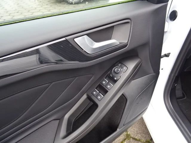 Ford Focus EcoBoost ST Line