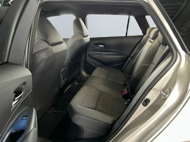 Toyota Corolla Hybride Team D