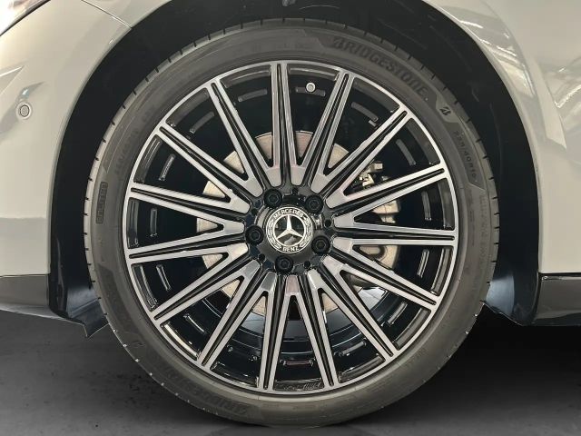 Mercedes-Benz CLA 350 4MATIC AMG Line