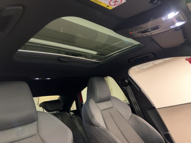 Audi S3 Quattro S-Tronic Sedan