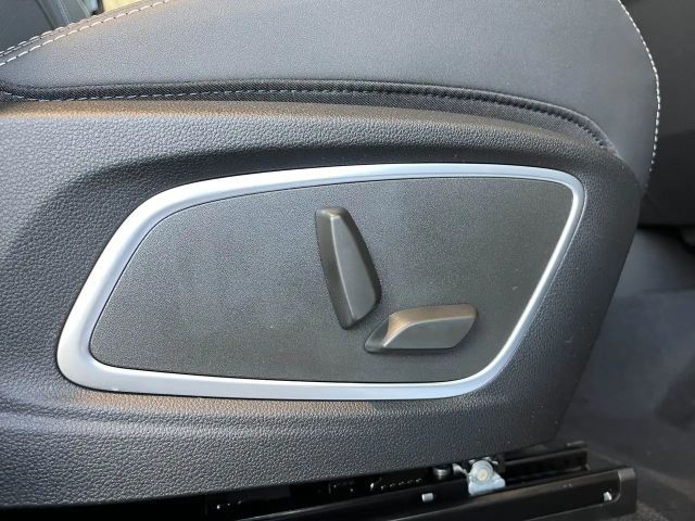 Renault Espace E-Tech Hybrid Iconic