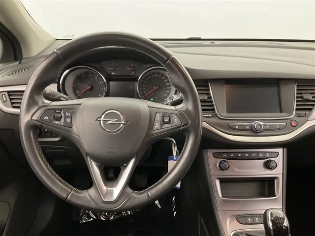 Opel Astra 1.2 Turbo Edition Turbo