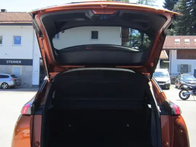 Peugeot E-2008 GT-Line