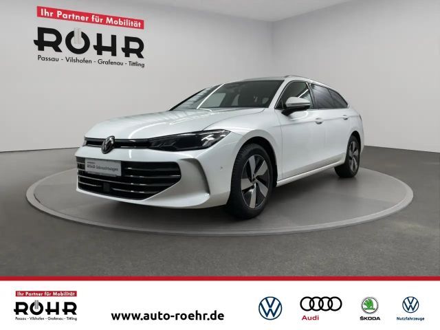 Volkswagen Passat 1.5 eTSI Business DSG