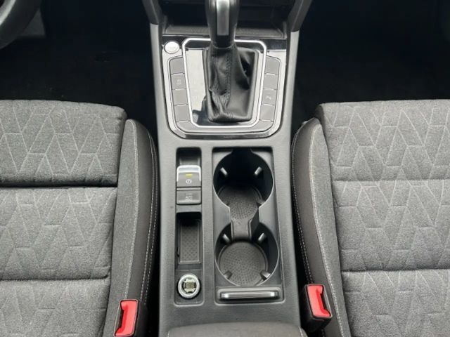 Volkswagen Passat 1.5 TSI Business DSG Variant