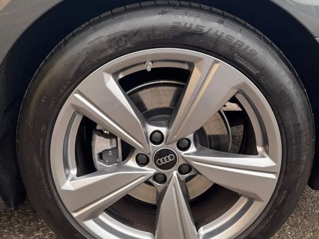 Audi A6 2.0 TDI S-Line