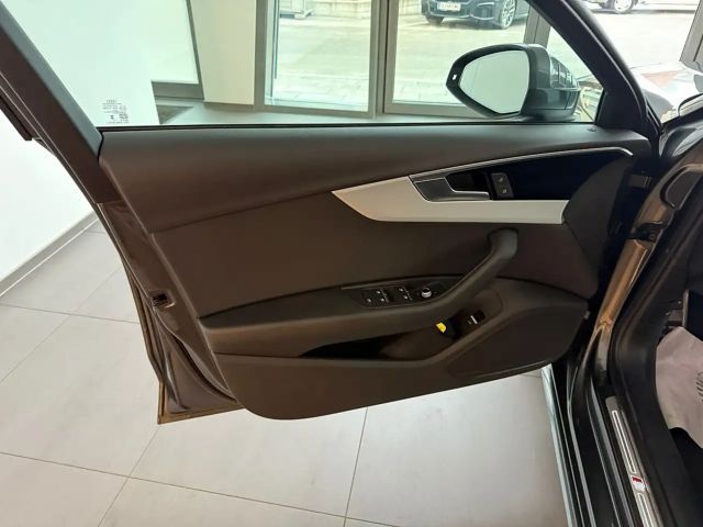Audi A4 40 TDI Avant Quattro S-Line S-Tronic