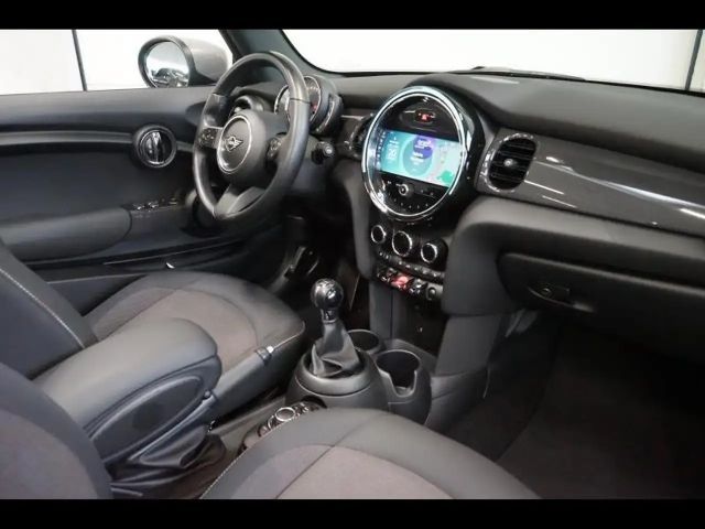 MINI One Cabrio facelift - carplay - navi - jc