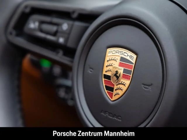 Porsche 992 Cabrio Carrera GTS